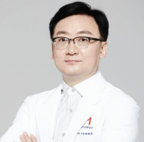 金均泰
