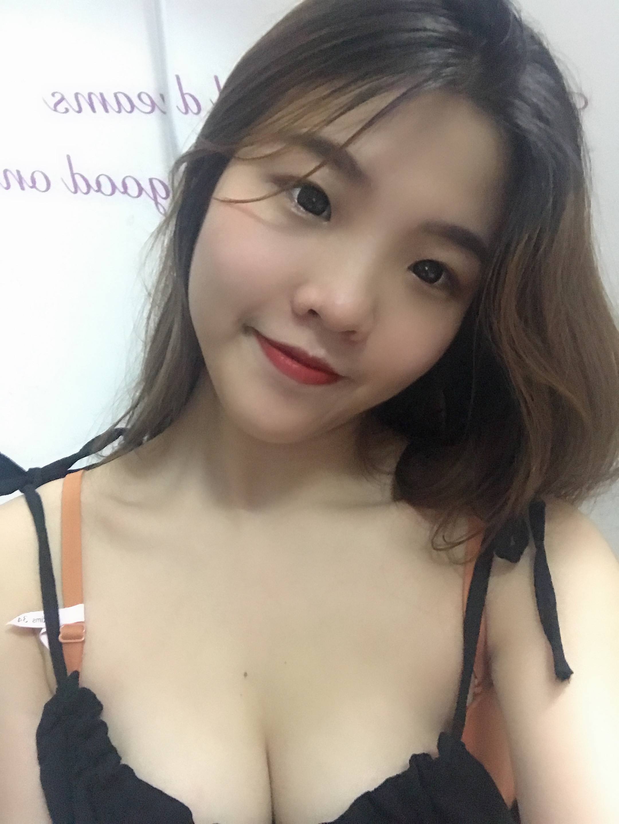 鄭州脂肪豐胸專家有哪些，大概費(fèi)用多少？