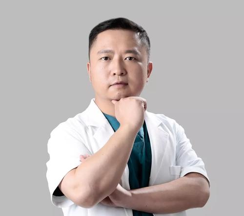 譚拯醫生怎么樣？譚拯做鼻子好不好？